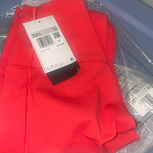 Nike Universa  LEGGINGS 7/8 - Picture 2 of 3